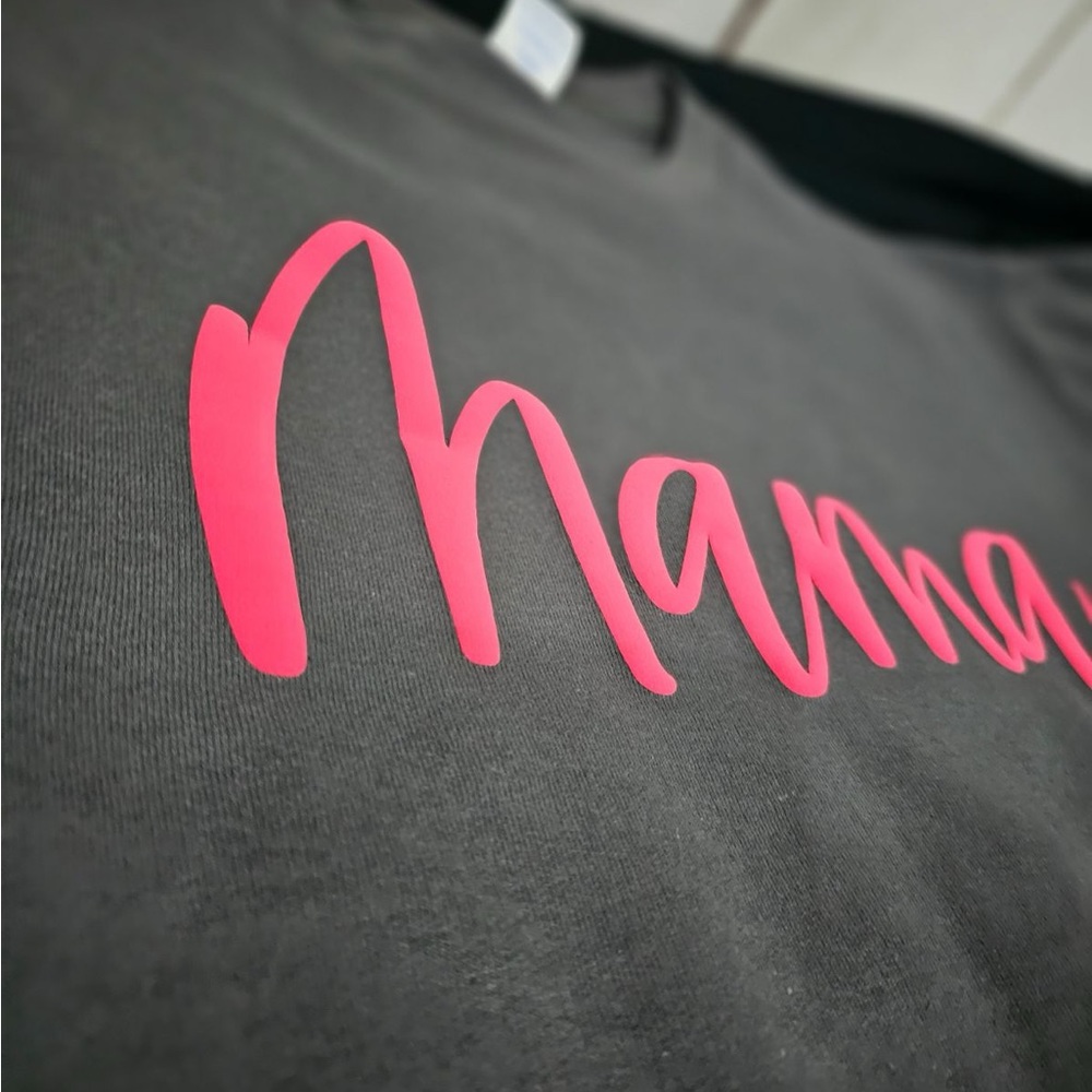 hot pink “MAMA” puff print crew neck sweat shirt